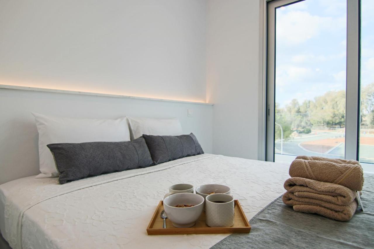 Апартаменты Phaedrus Living - Seaside Executive Flat Harbour 205 Пафос Экстерьер фото